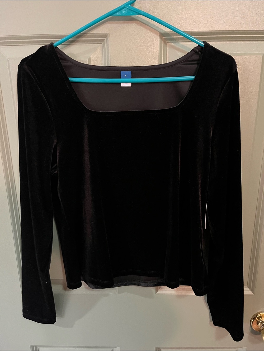 Old Navy Black Velvet Square Neck Long-Sleeve Top